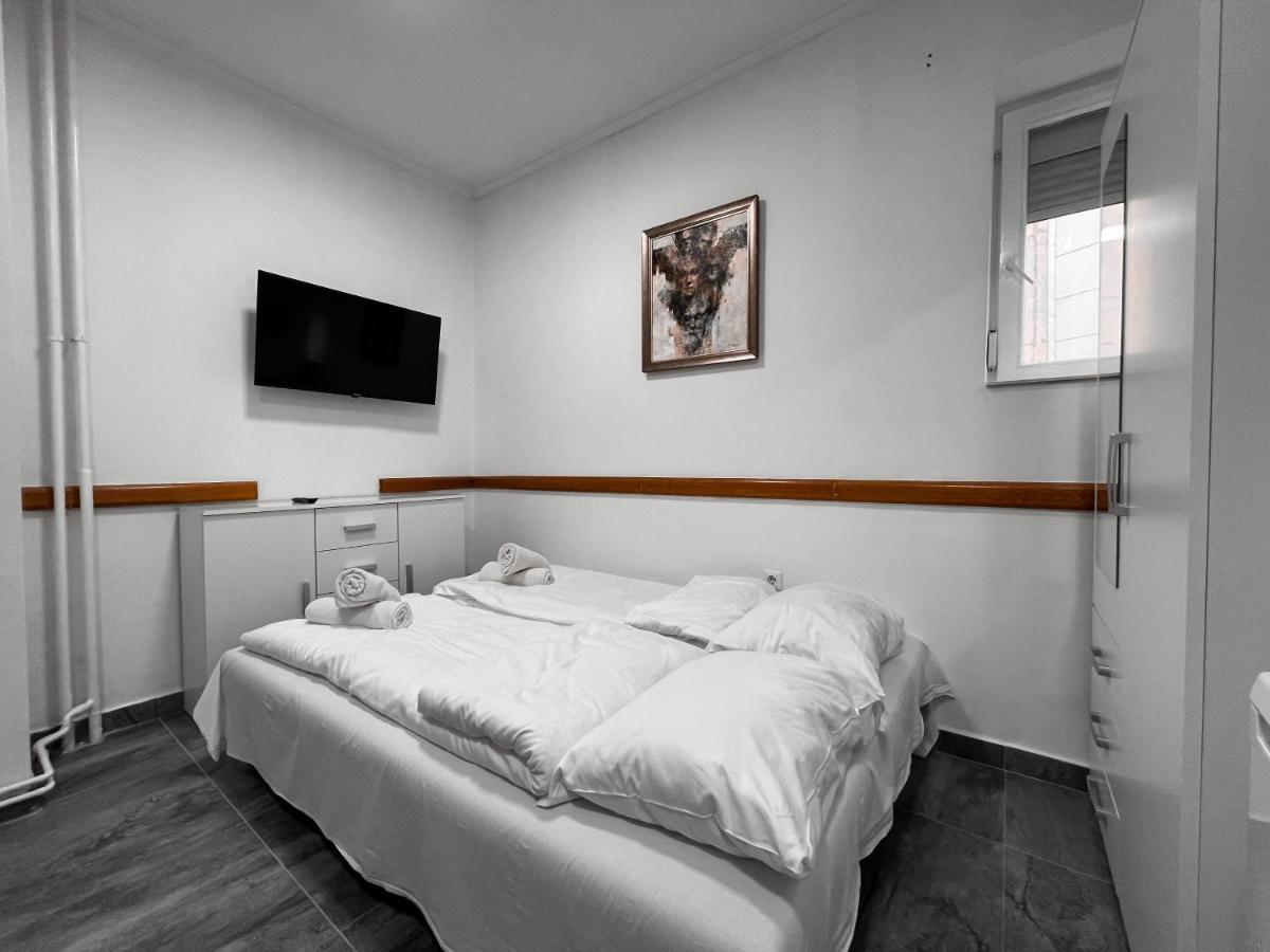 Apartament Stan Na Dan Sebastijan Banja Luka Zewnętrze zdjęcie