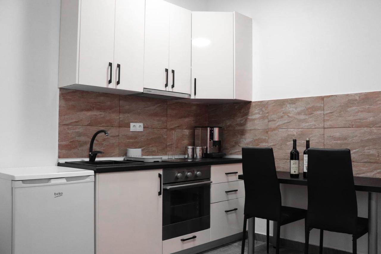 Apartament Stan Na Dan Sebastijan Banja Luka Zewnętrze zdjęcie